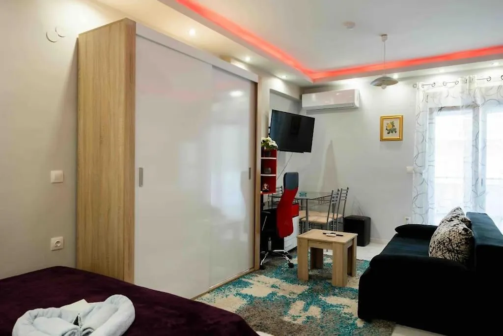 Luxury Studio In Downtown テッサロニキ 0*,